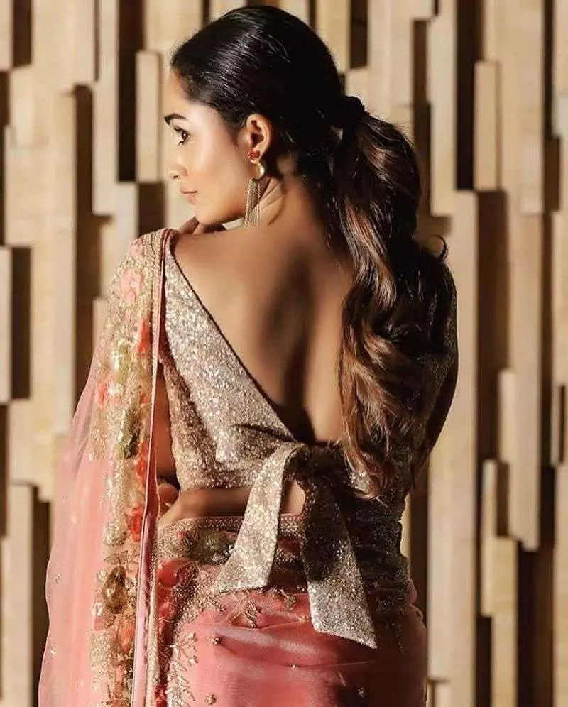 40 blouse back neck designs you have to check out this Indian wedding season 19